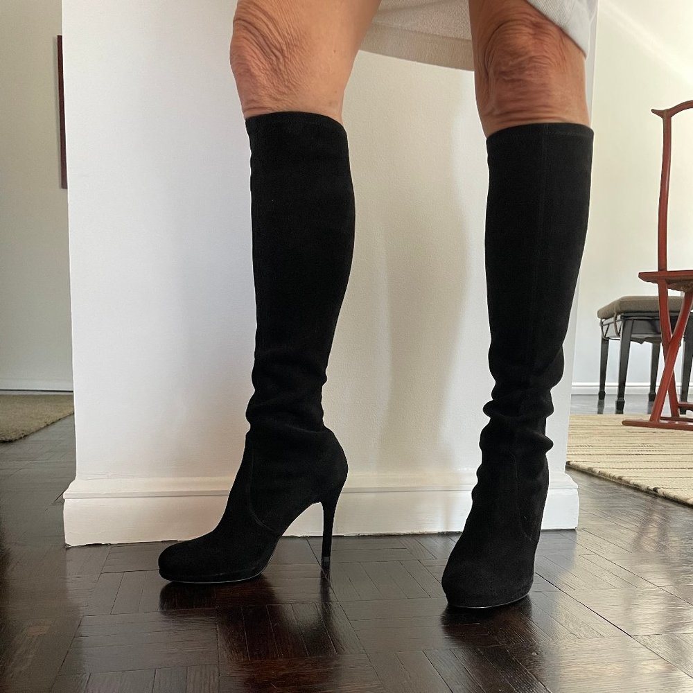 STUART WEITZMAN SUEDE TO-THE-KNEE BOOT